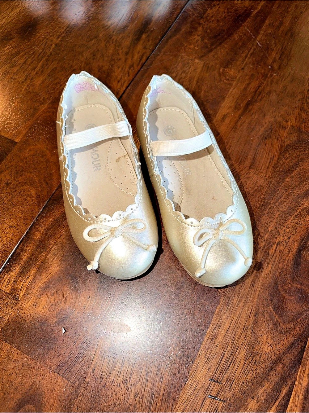 L'Amour Sonia Scalloped Mary Jane Flat Girls Gold US 6